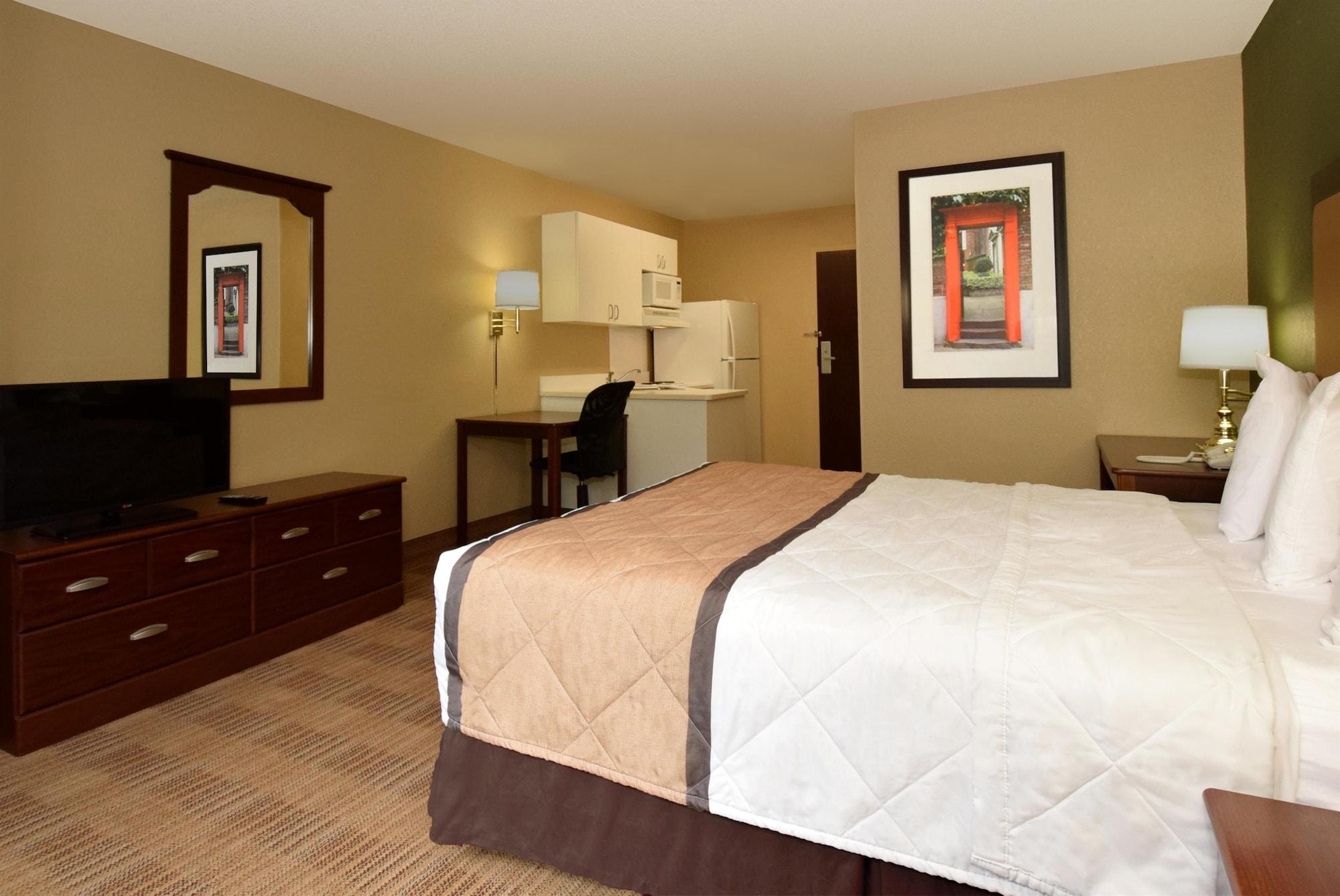 Extended Stay America Suites - Indianapolis - Касълтън Екстериор снимка