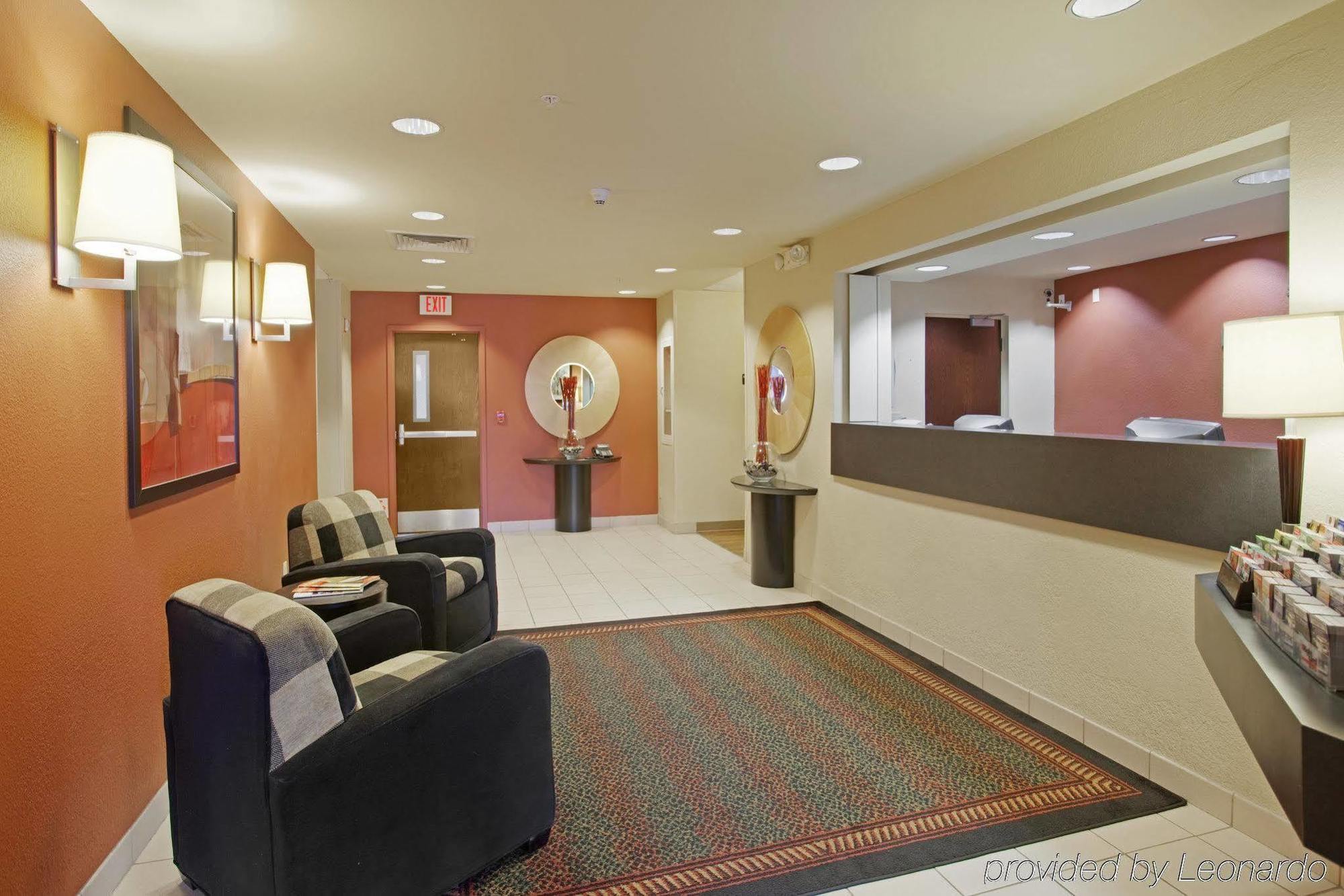 Extended Stay America Suites - Indianapolis - Касълтън Интериор снимка